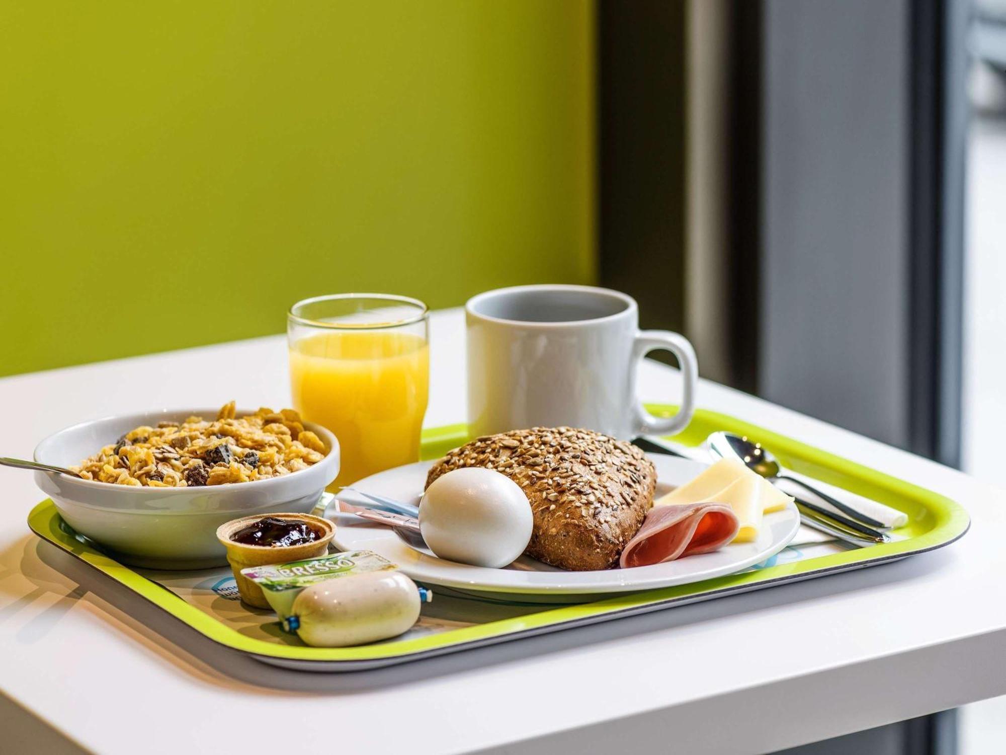 Ibis Budget Lyon Est Chaponnay Dış mekan fotoğraf