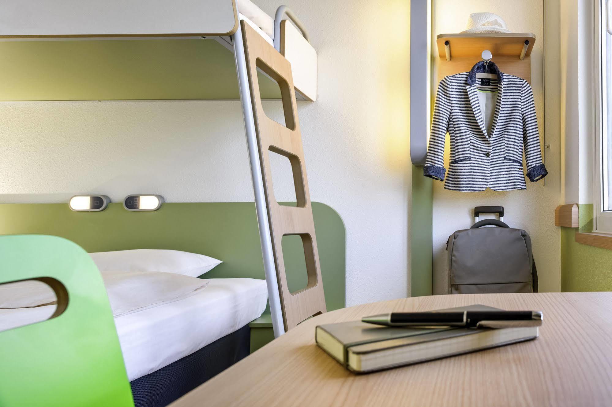 Ibis Budget Lyon Est Chaponnay Dış mekan fotoğraf